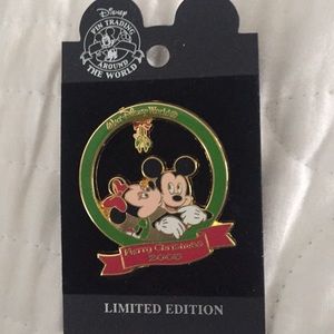 New Disneyworld Limited Edition Collectors Pin